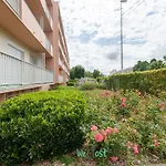 Charming Quiet With Balcony And Parking ディジョン