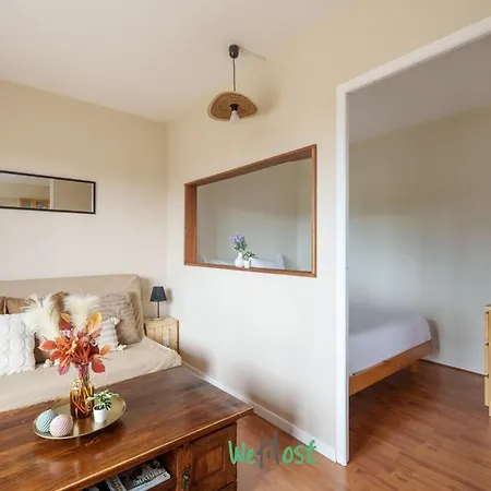 アパート Charming Quiet With Balcony And Parking