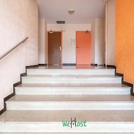 Charming Quiet With Balcony And Parking