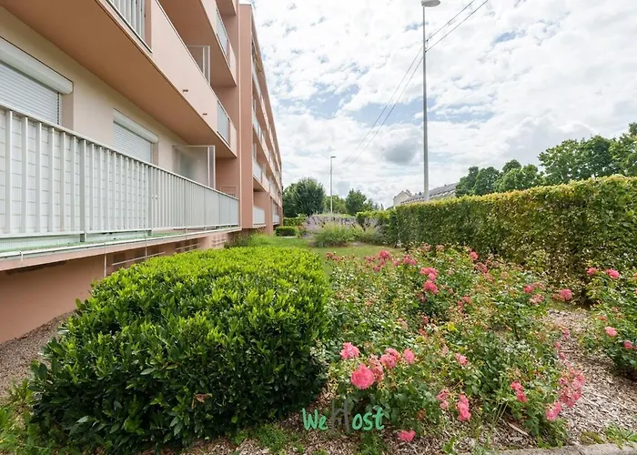 Charming Quiet With Balcony And Parking ディジョン