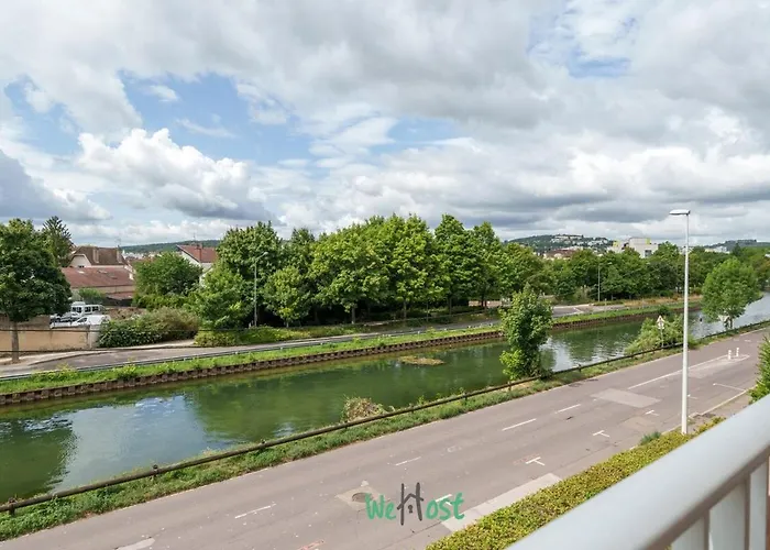 アパート Charming Quiet With Balcony And Parking *