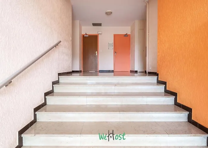 Charming Quiet With Balcony And Parking